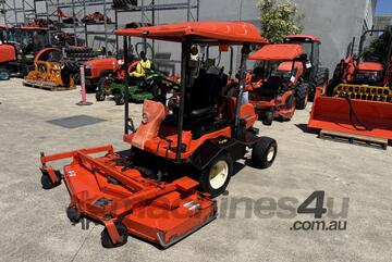 Pro-level lawns with pro machine - Kubota F3680 out-front mower