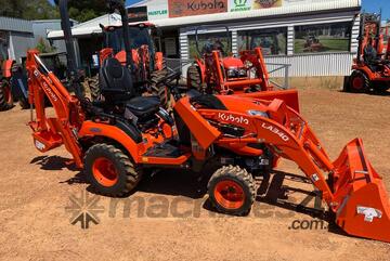Kubota BX23S TRactor With Backhoe