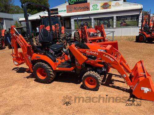 Kubota BX23S TRactor With Backhoe