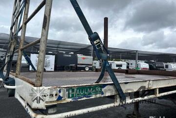 1988 Haulmark 3ST37 Tri Axle Flat Top B Trailer