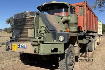 1983 MACK R600 6X6 TRUCK + WATER TANK