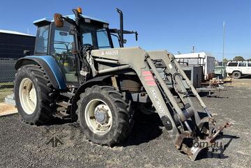 New Holland   TS100