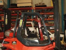 4.5 T Linde Forklift - SOLD AS IS - picture0' - Click to enlarge