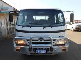 2011 HINO 300 SERIES 2.5T DUAL CAB TRUCK - picture0' - Click to enlarge