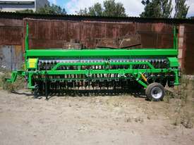 2014 Veles Agro - NIKA6 Disc Seeder - picture0' - Click to enlarge