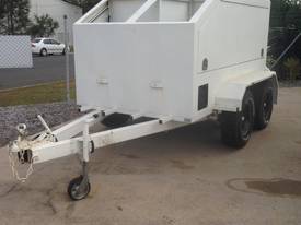 SERVICE TRAILER LUBE UNIT - picture0' - Click to enlarge