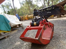 Rotating Clamshell Grab Hiab - picture0' - Click to enlarge