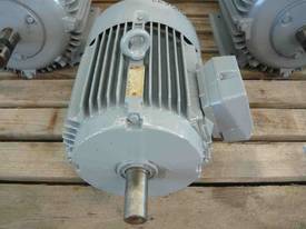 WESTERN ELECTRIC 7.5HP 3 PHASE ELECTRIC MOTOR/ 145 - picture1' - Click to enlarge