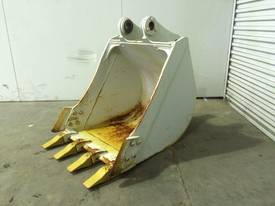 670MM GP BUCKET WITH SPADE TEETH SUIT 8T EXCAVATOR D644 - picture0' - Click to enlarge