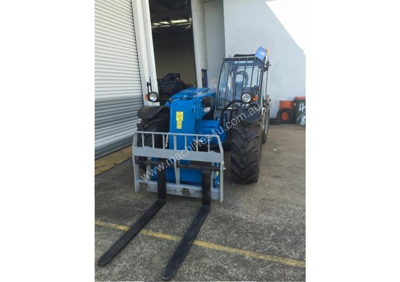 caption Genie 3ton/7m with jib hook + rotator