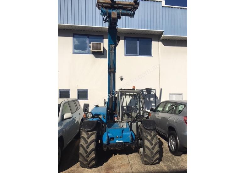 caption Genie 3ton/7m with jib hook + rotator