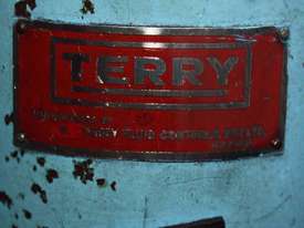 TERRY PNEUMATIC AIR PRESS BENCH  - picture2' - Click to enlarge