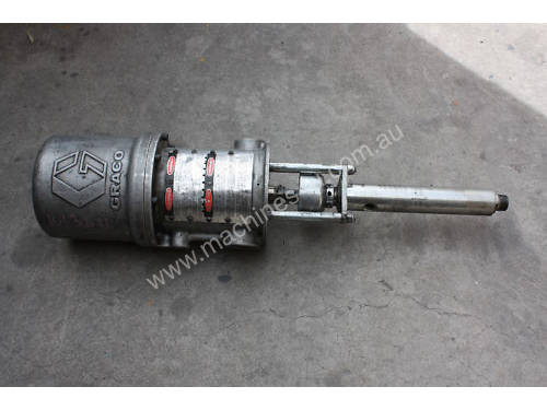 217-578 30:1 pneumatic piston pump
