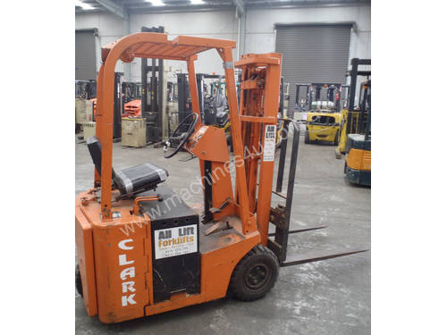 1t Container Forklift - PRICE REDUCED!