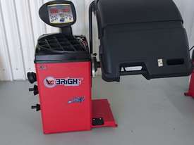 BRIGHT CB67 Wheel Balancer - picture0' - Click to enlarge