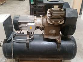 Air Compressor                     - picture0' - Click to enlarge