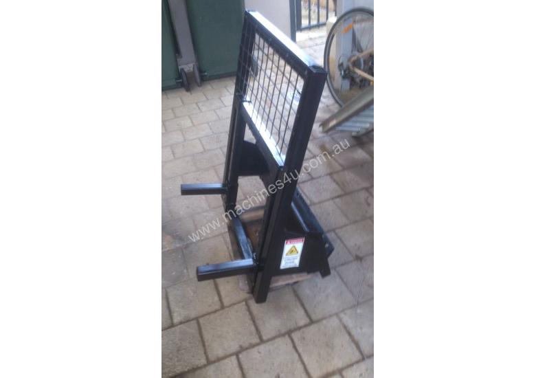 Used Dingo Australia Dingo Gunuine Bucket 770 wide Custom Wheels Brick Forks and Rake Bucket