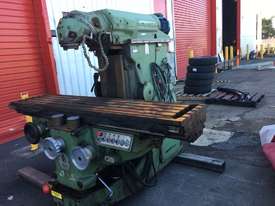 Huron Universal MU6 Milling Machine - picture0' - Click to enlarge