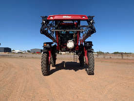 Miller Nitro 5365  Boom Spray Sprayer - picture1' - Click to enlarge