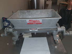 Cookie machine manual - picture0' - Click to enlarge