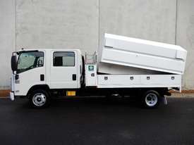 Isuzu NPR300 Tipping tray Truck - picture0' - Click to enlarge