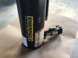 Enerpac 20 Ton Hydraulic Ram Porta Power Cylinder RAC204 - picture1' - Click to enlarge
