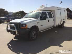 2003 Ford F450 - picture2' - Click to enlarge