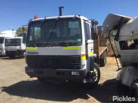 1998 Volvo FL6 - picture2' - Click to enlarge