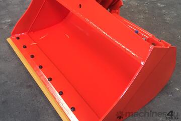 GARDNER ENGINEERING - 3-5 tonne tilt bucket