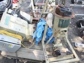** UNDER OFFER ** Clemco Super Comet Pressure Blast & Vacuum Recovery Machine - picture0' - Click to enlarge