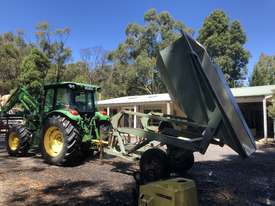 2 x Tipping harvesting bins - picture2' - Click to enlarge