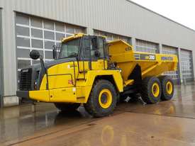 2015 Komatsu HM300-3 6x6 Articulated Dumptruck - picture0' - Click to enlarge