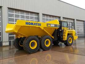 2015 Komatsu HM300-3 6x6 Articulated Dumptruck - picture1' - Click to enlarge