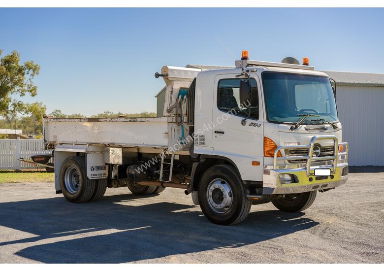 caption 16T Tipping Truck
