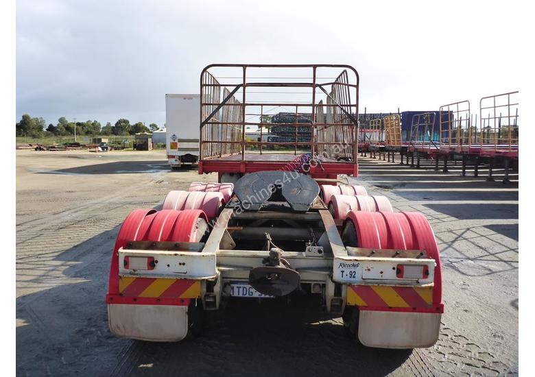caption 1999 Freightmaster Tri Axle Flat Top A Trailer (L37)