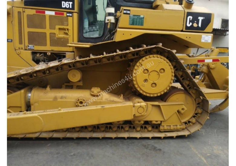 caption Caterpillar D6T XL Std Tracked-Dozer Dozer