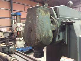 Used Fexac Model UG Universal Milling Machine - picture2' - Click to enlarge