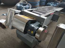 step screen sludge separator - picture2' - Click to enlarge