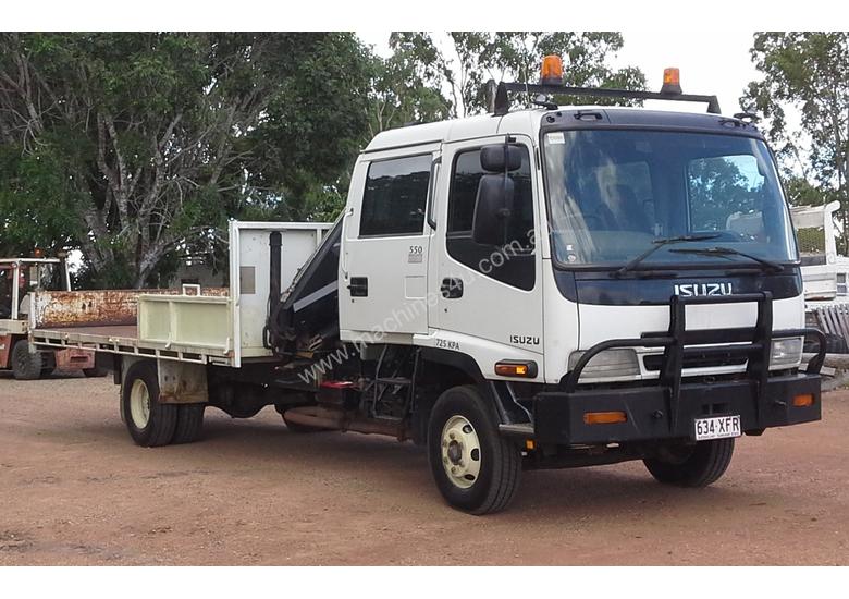 Buy Used 2004 Isuzu FRR550 Tray Truck in , Listed on Machines4u