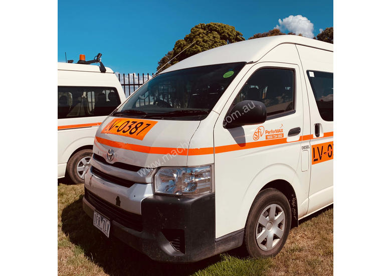 Used 2015 Toyota HIACE Mini bus in , VIC