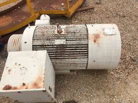 200KW 6 POLE ELECTRIC MOTOR - picture1' - Click to enlarge
