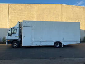 Hino FC Ranger 5 Pantech Truck - picture0' - Click to enlarge
