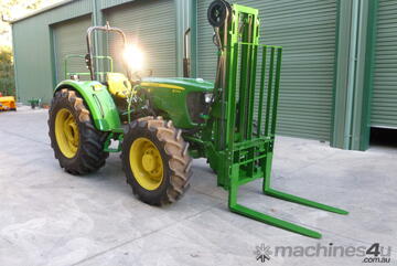 Tractor-Mounted Forklift Efficient Lifting for Agricultural & Industrial Tasks!
