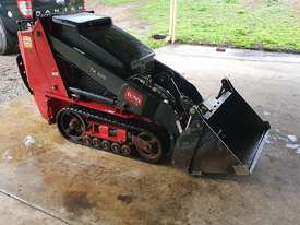 Toro TX525 mini loader - picture0' - Click to enlarge