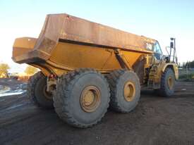 Caterpillar 740 Artic Dump Truck - picture2' - Click to enlarge
