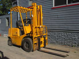 TCM 1.4 ton Cheap Used LPG Forklift  #1560 - picture0' - Click to enlarge