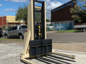 Crown 1T Walkie Stacker Forklift - 2.3m lift - picture0' - Click to enlarge