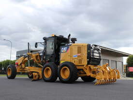Caterpillar 140M-3 Graders - picture0' - Click to enlarge