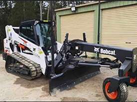 108 inch bobcat grader  - picture0' - Click to enlarge