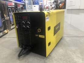 Boss 250AMP MIG Inverter Welder - picture0' - Click to enlarge